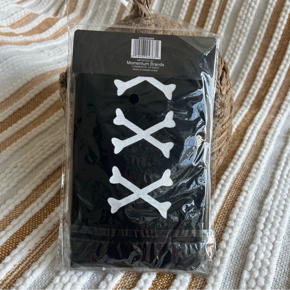 Happy Halloween Knee High Socks 🎃 Black & White Crossbones Adult Costume - Picture 6 of 8